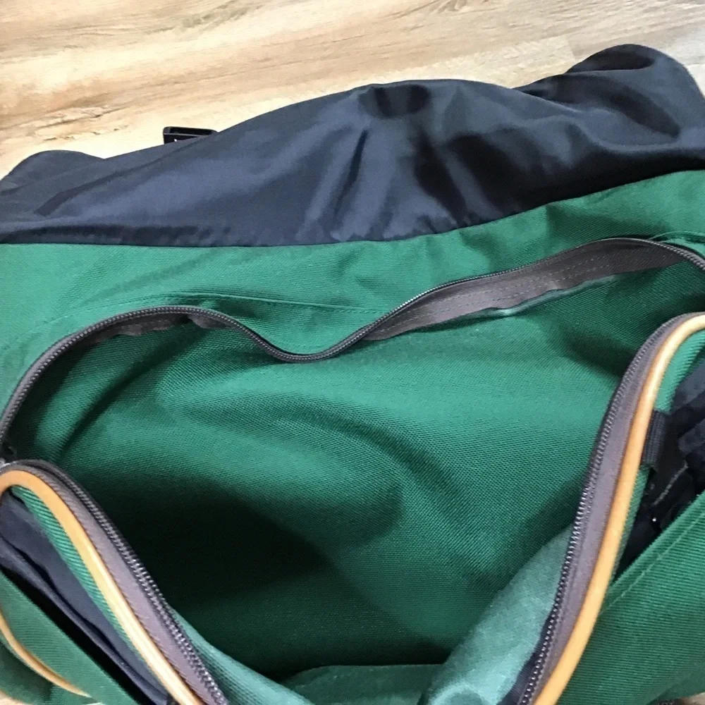 VINTAGE LL BEAN Messenger Lap Top Bag Shoulder Leather and Canvas Green …